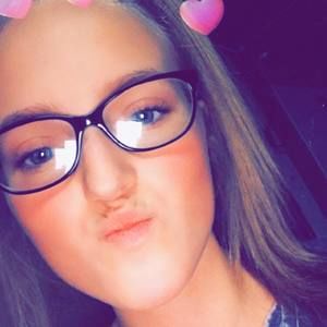 Meet your Posher, Hayley